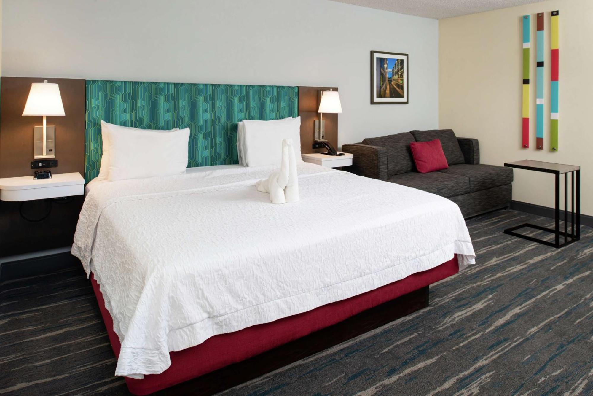 Hampton Inn Greensboro Airport Exteriör bild
